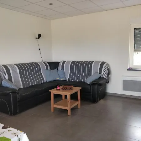Maisonjoske Сasa de vacaciones Beaulieu (Ardeche)